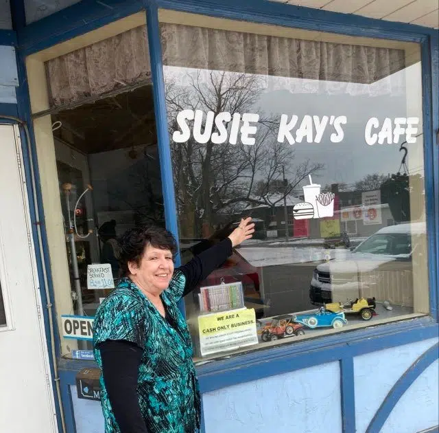 Manitowoc Café Owner Offers Thanksgiving Meals Seehafer News