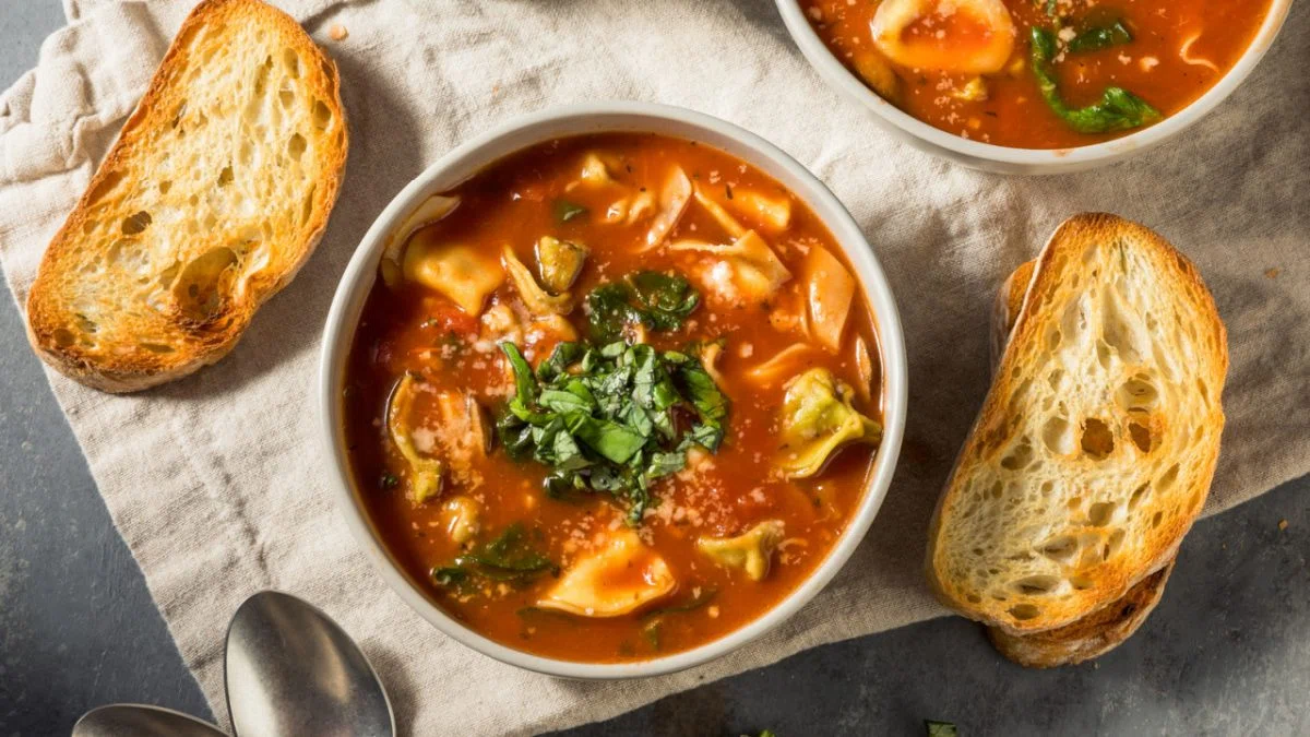 Vegetarian Tortellini Soup | AllMomDoes