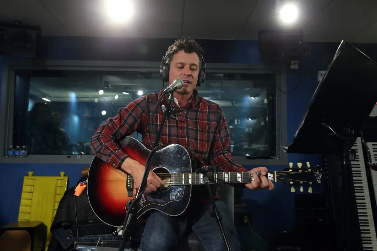 Turnpike Troubadours' Frontman Evan Felker Talks Getting Sober, New Book, More