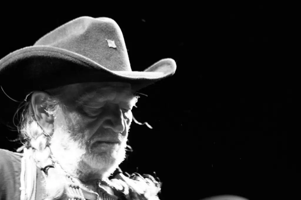 (Video) Hear Willie Nelson Sing "I'll Be Seeing You" In New commercial