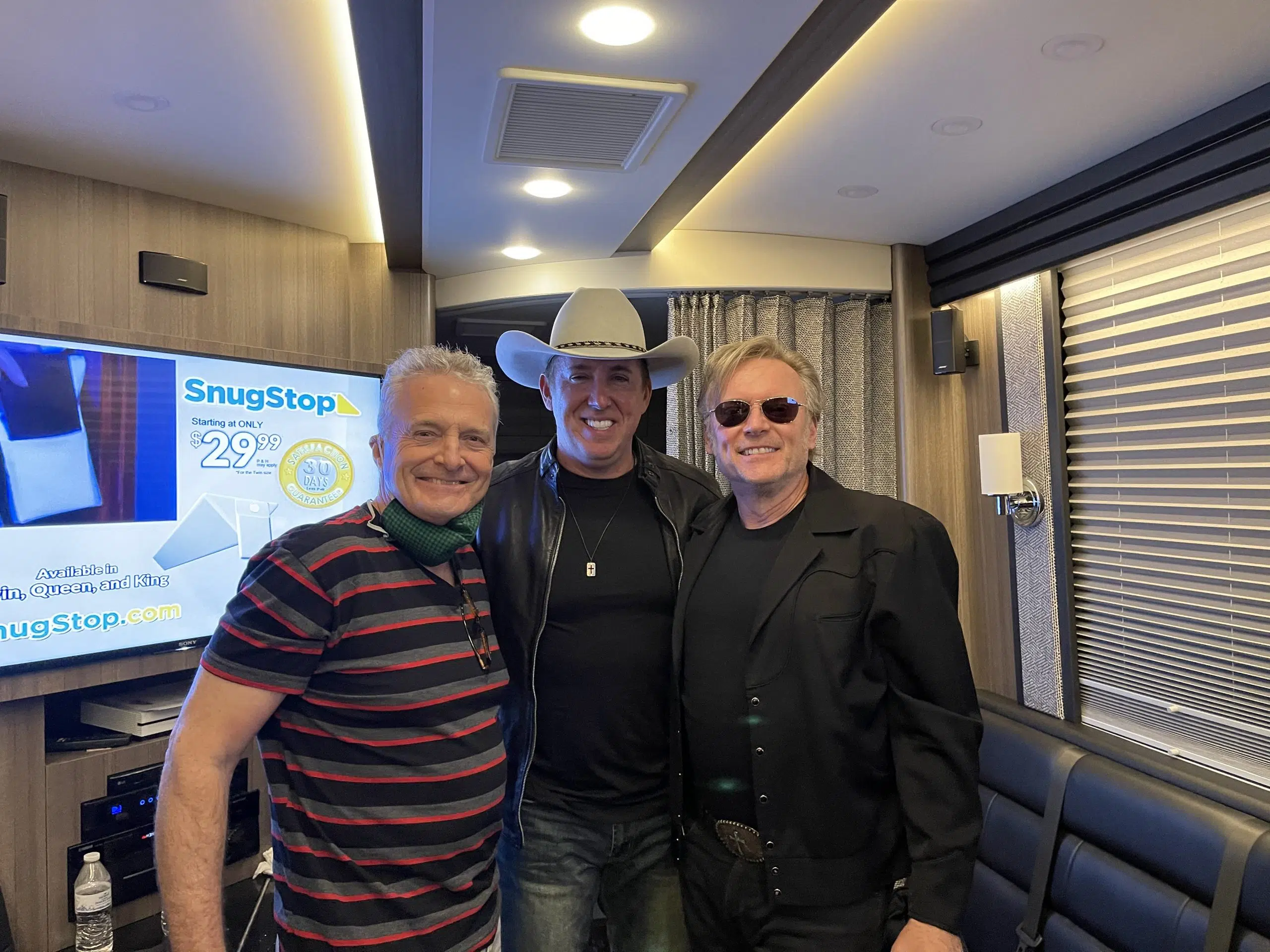 PHOTOS: McBride and The Ride Live At The Cotton Country Club