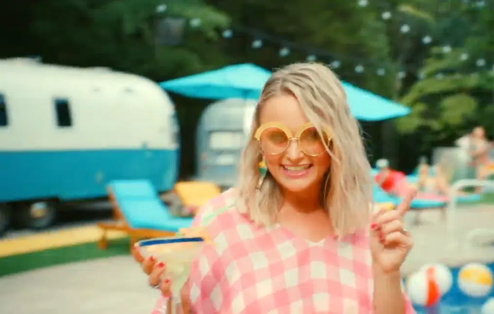 WATCH Miranda Lambert ‘Tequila Does’ Remix Music Video KOKE FM