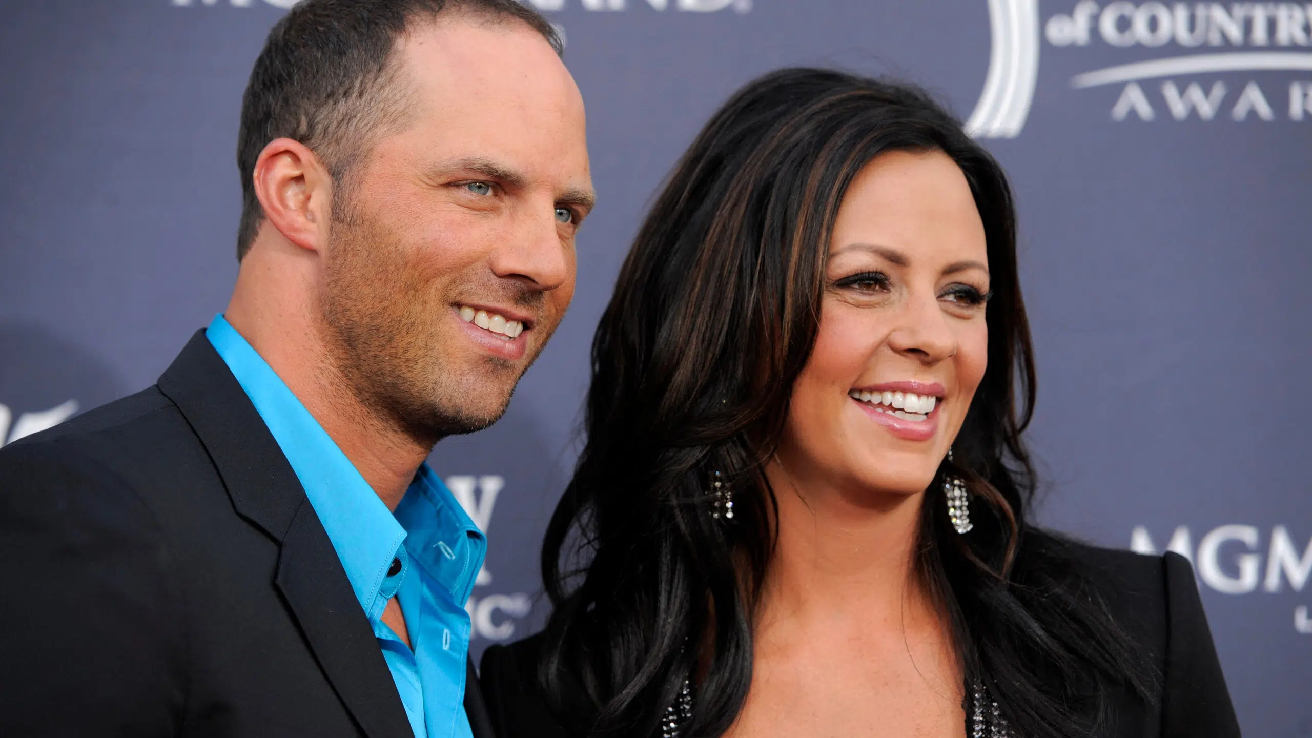 Sara Evans' Husband Arrested For Attempting To Hit Her With A Car