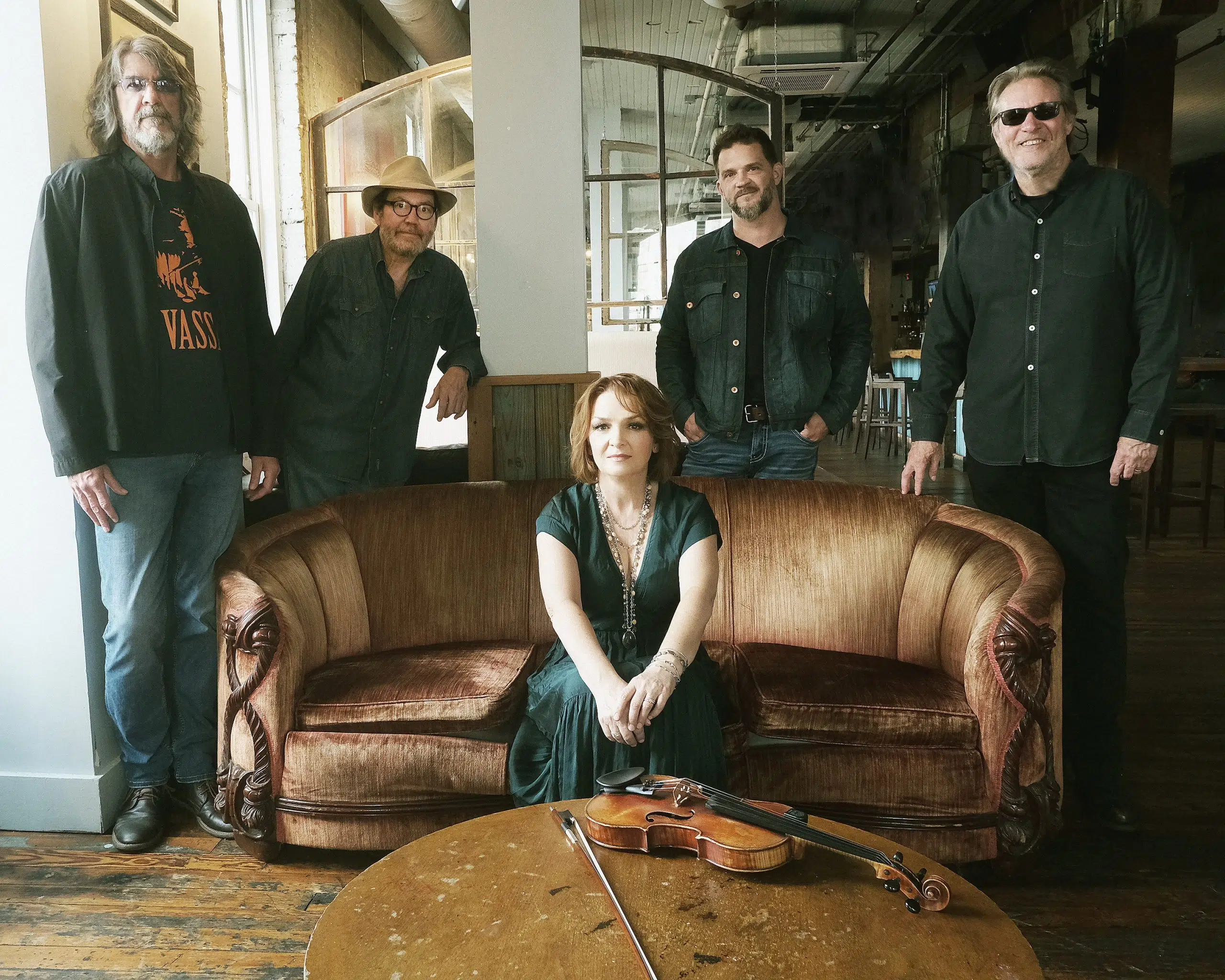 LISTEN: Tammy Rogers from The SteelDrivers on Texas Nights with Scotty and Amber 2/15/23