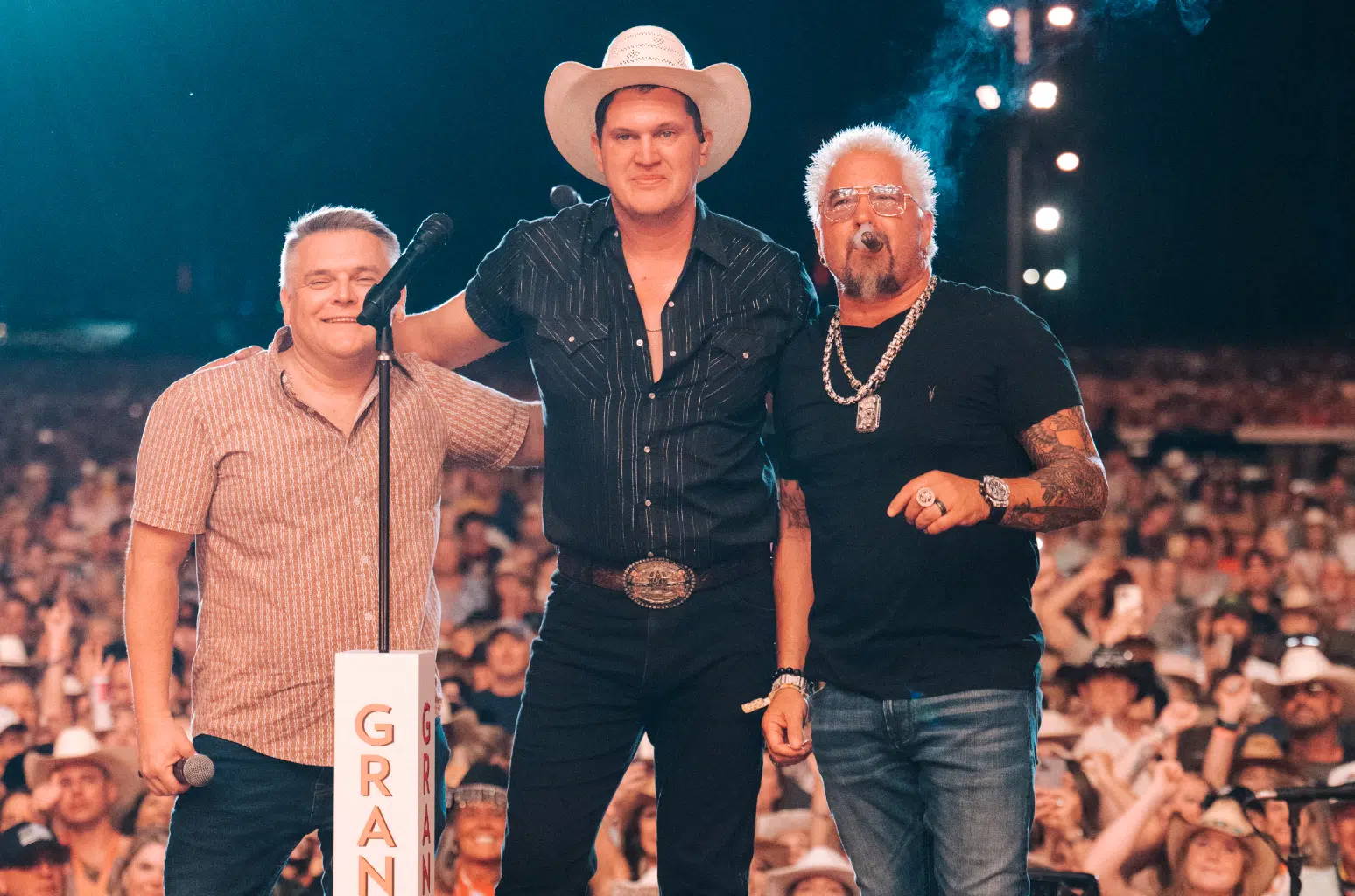 Jon Pardi Invited to Become Grand Ole Opry Member During Stagecoach Festival