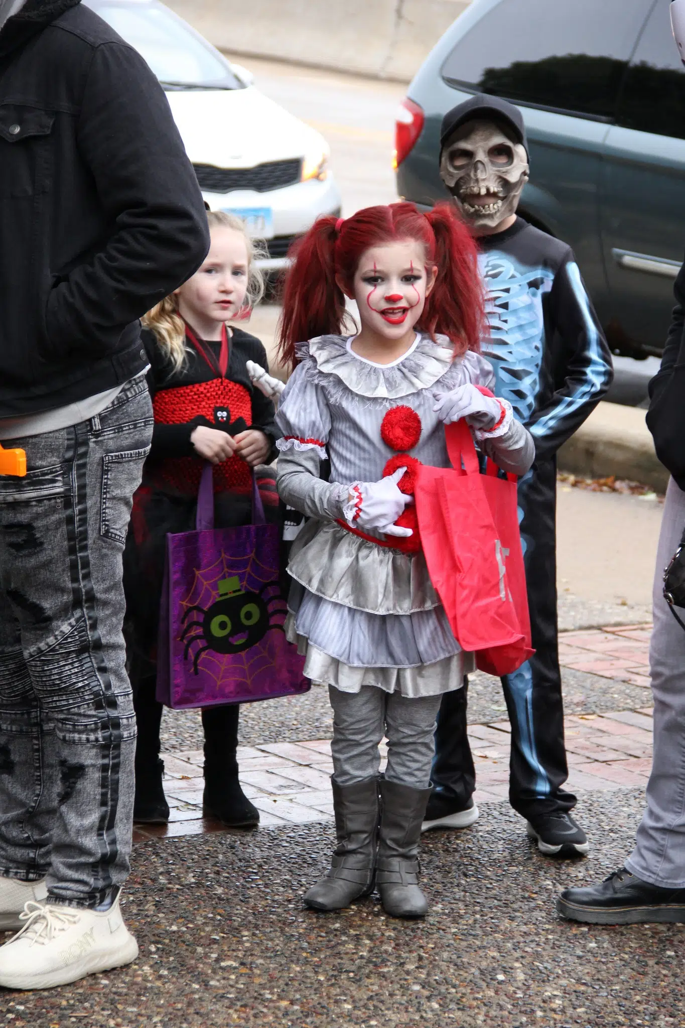 Downtown Burlington TrickOrTreat The New Mix 107.3 KGRS