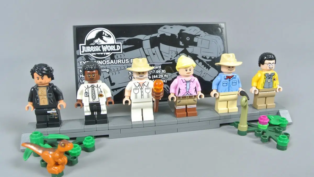 LEGO JURASSIC PARK: THE UNOFFICIAL RETELLING Roars to Life in First Trailer  - Nerdist