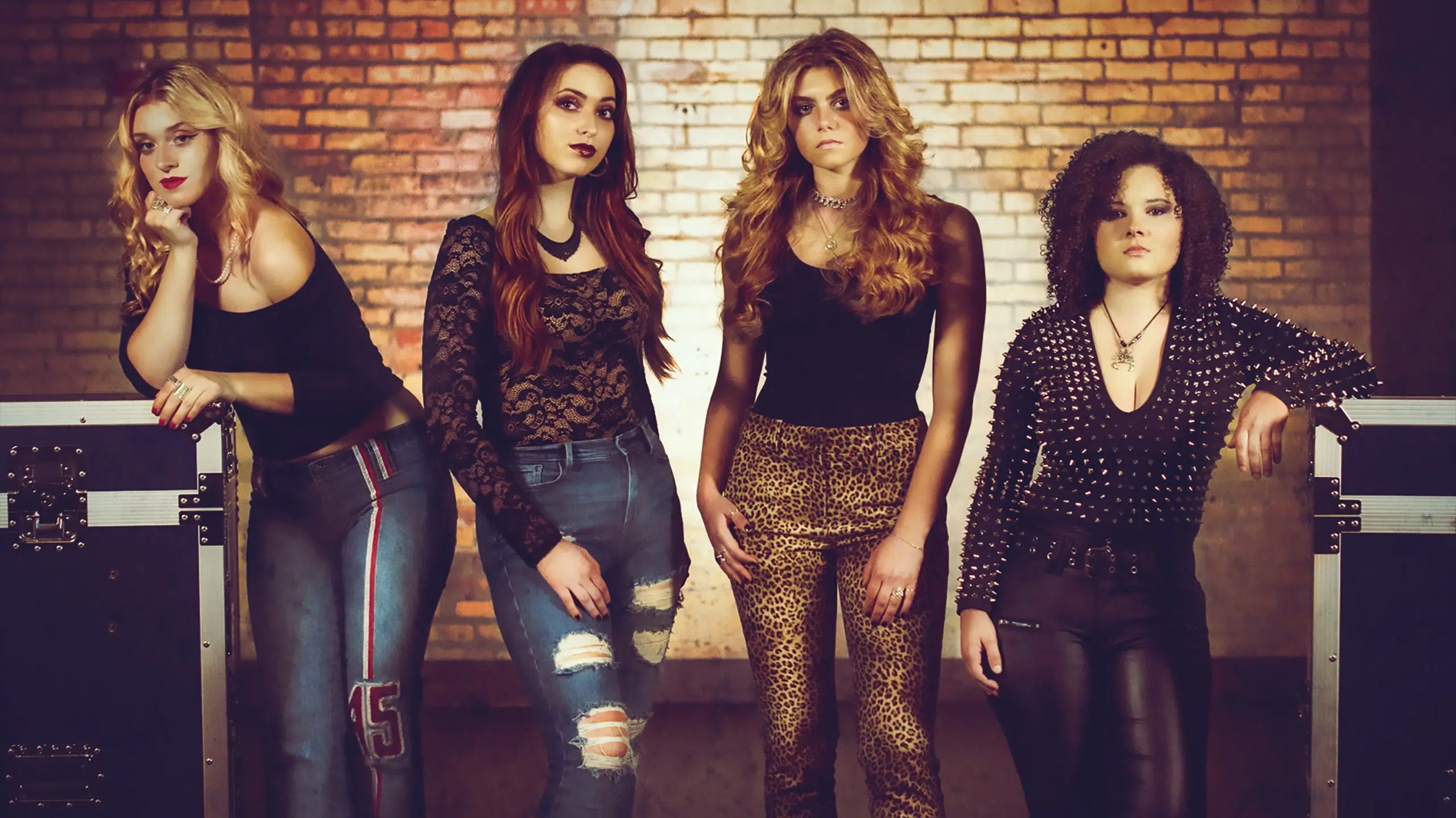 Up and coming rockers Plush chats with Decker