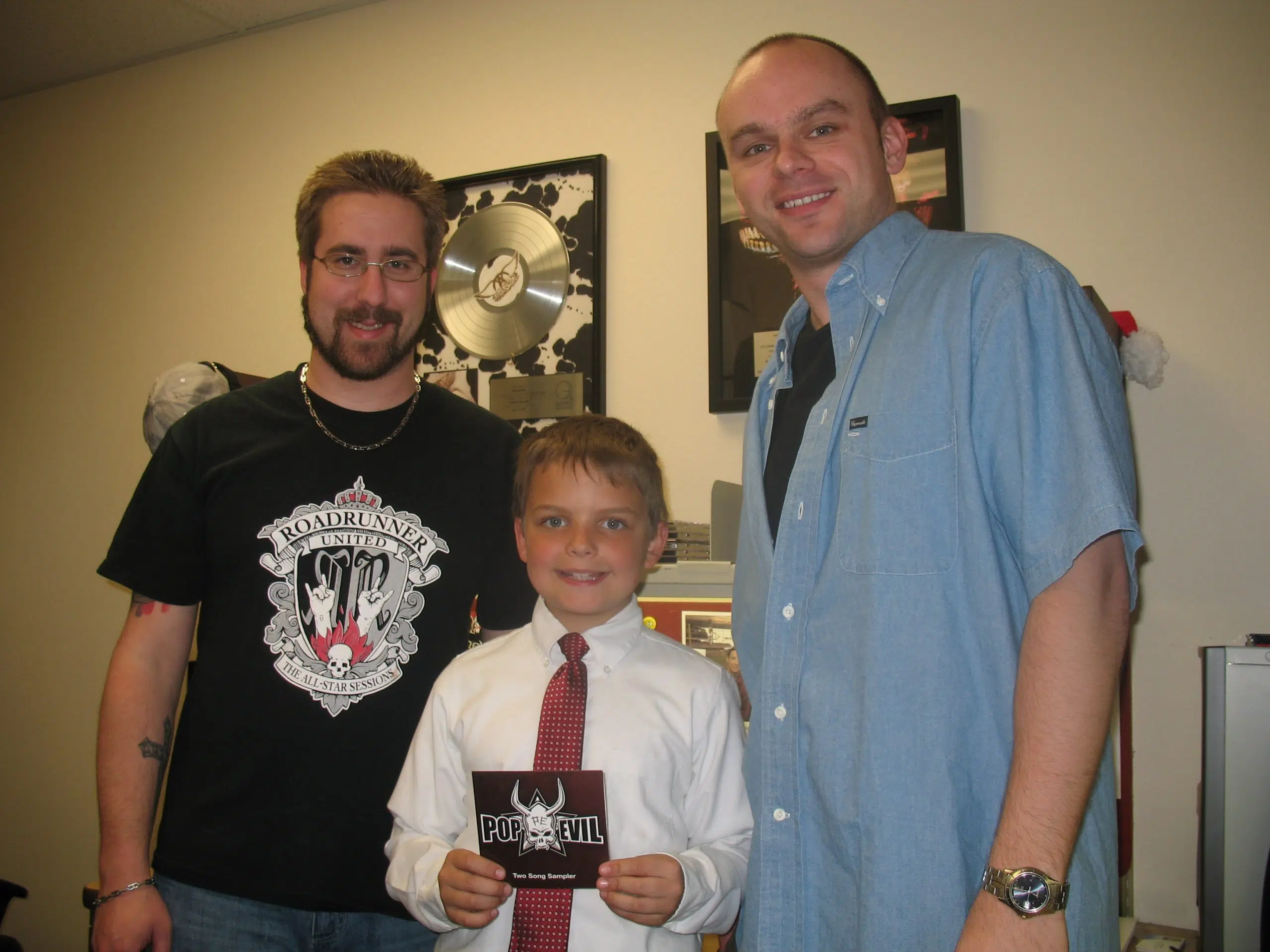 Big Jake chooses Pop Evil's "Hero" to be played on the radio in 2008