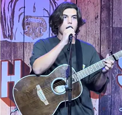 Gavin Rossdale and Gwen Stefani's Son Kingston Performs at Blake Shelton's  Bar In Oklahoma [VIDEO] | Razor 94.7 104.7 - The Cutting Edge of Rock
