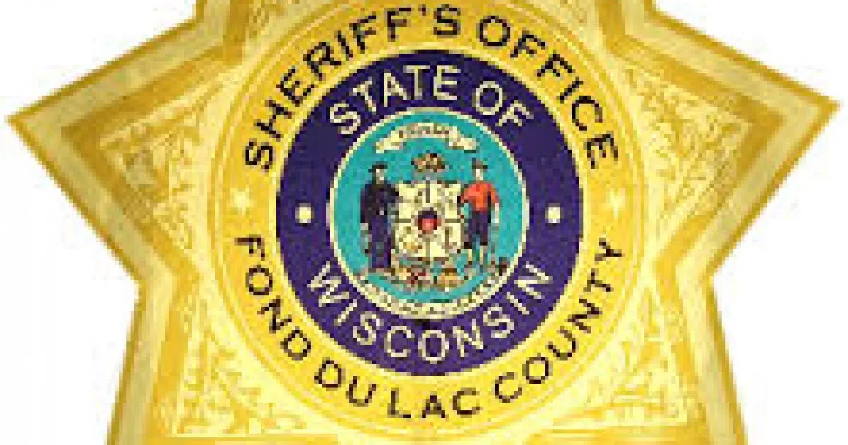 1 dead, 4 hurt, 1 arrested in Fond du Lac County crash | WHBY