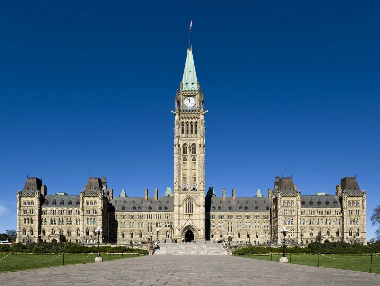 Members of Parliament heading back to Ottawa
