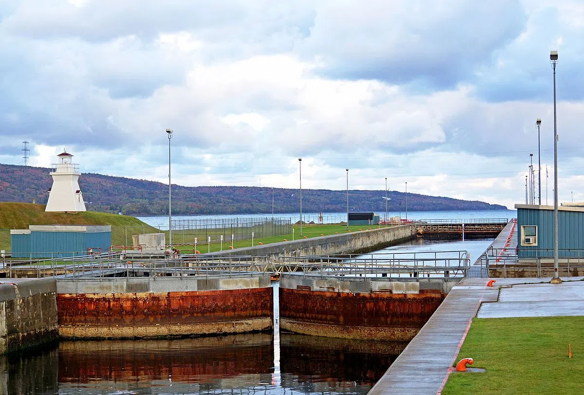 Canal re-opens to vessels