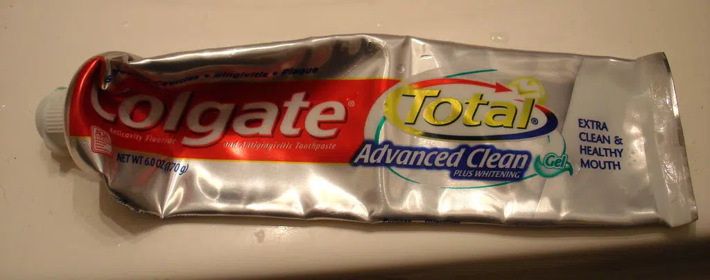 Michael's Blog: The Way You Squeeze Toothpaste Says Something About Your Personality!