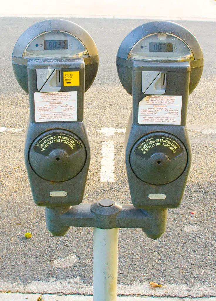 Parking meter by-law passes first reading
