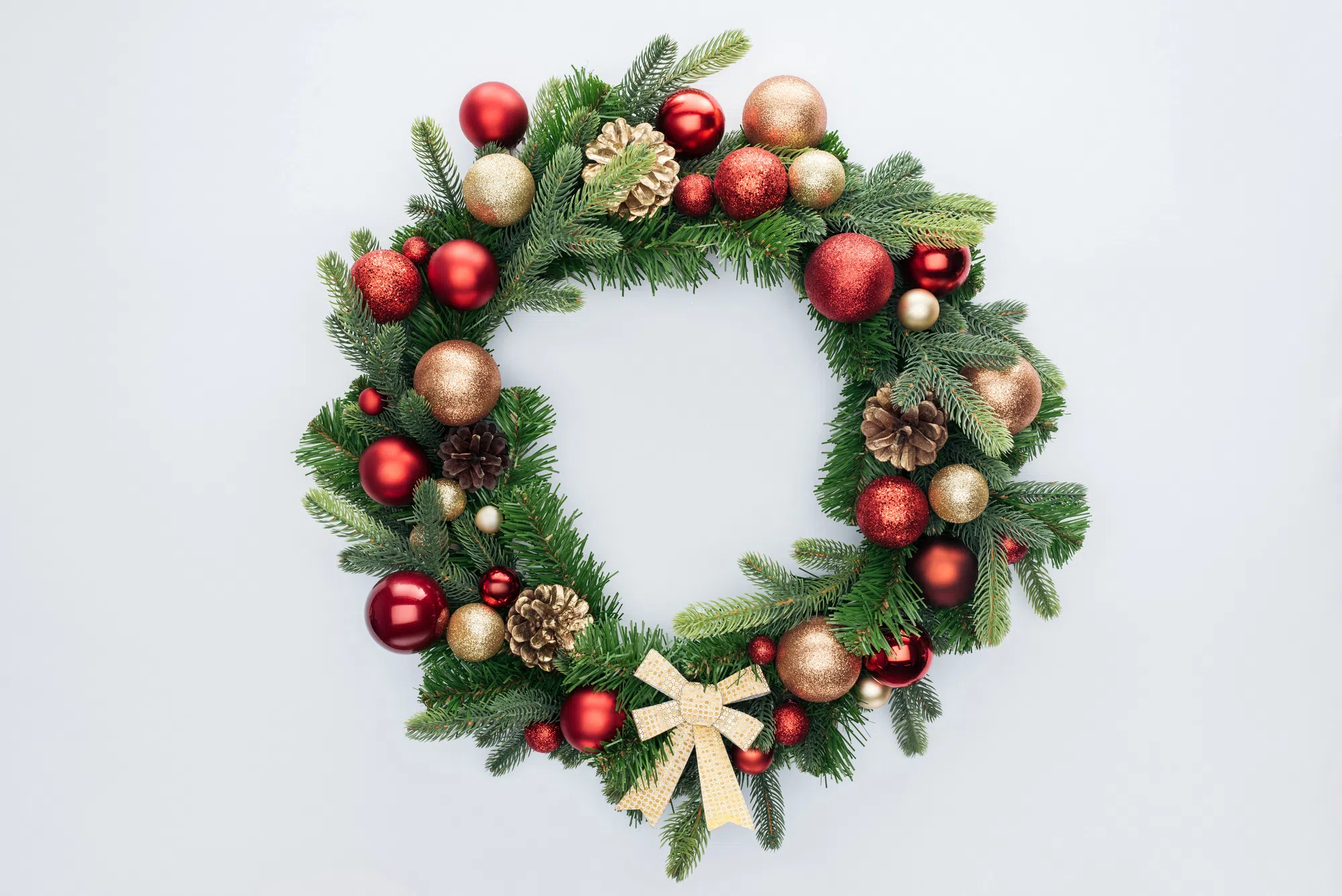 Here's How To Make A Christmas Wreath!