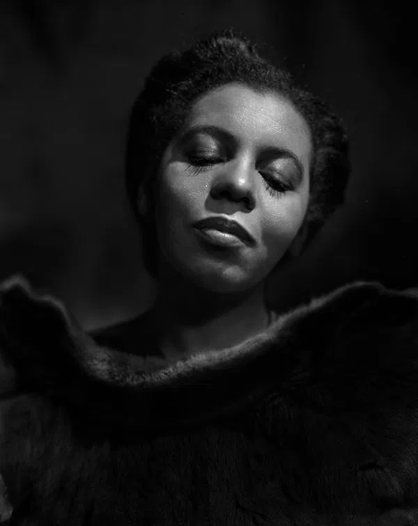 NS Black History Icon-Portia White