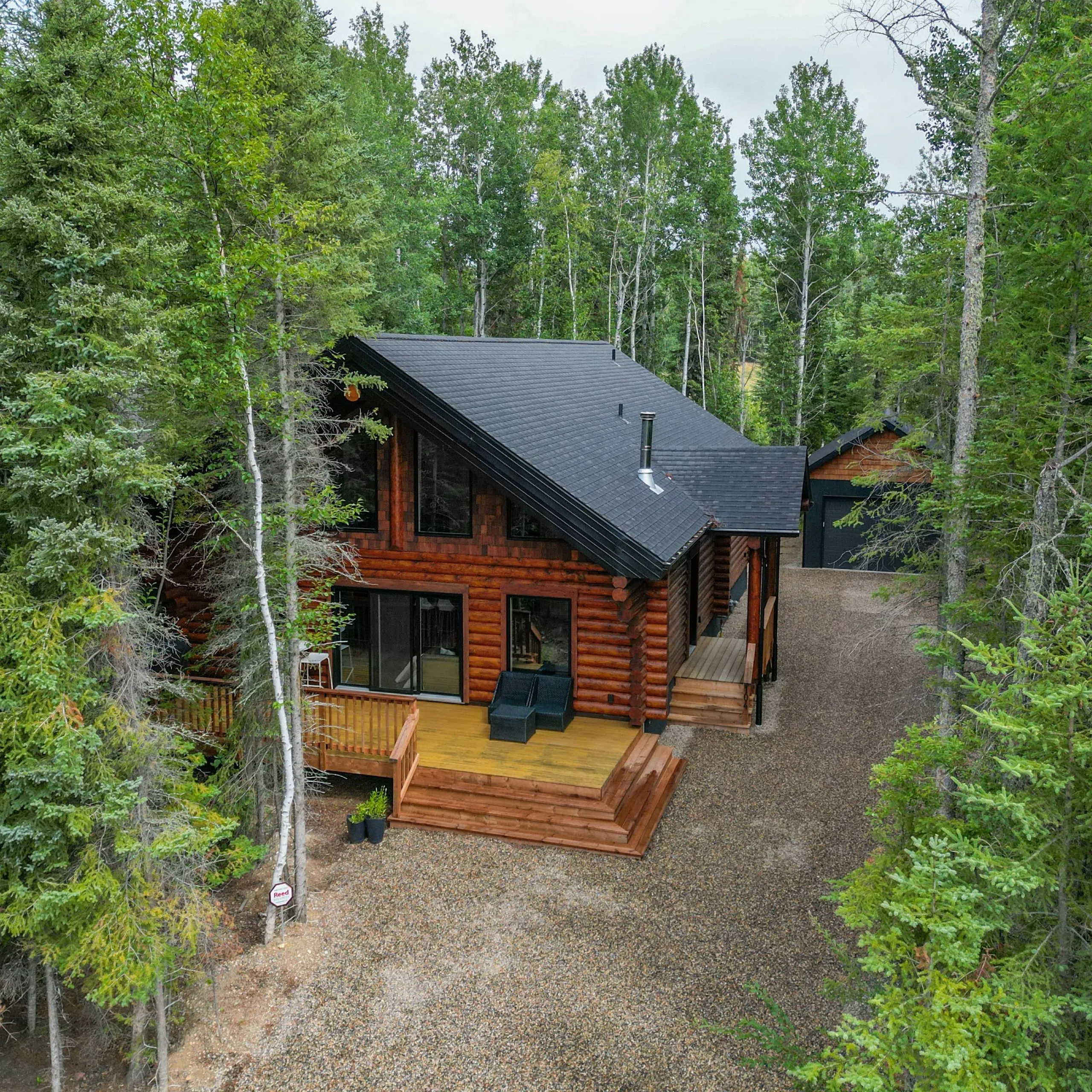 Lakeland Log and Timber – Where Log Becomes Legacy