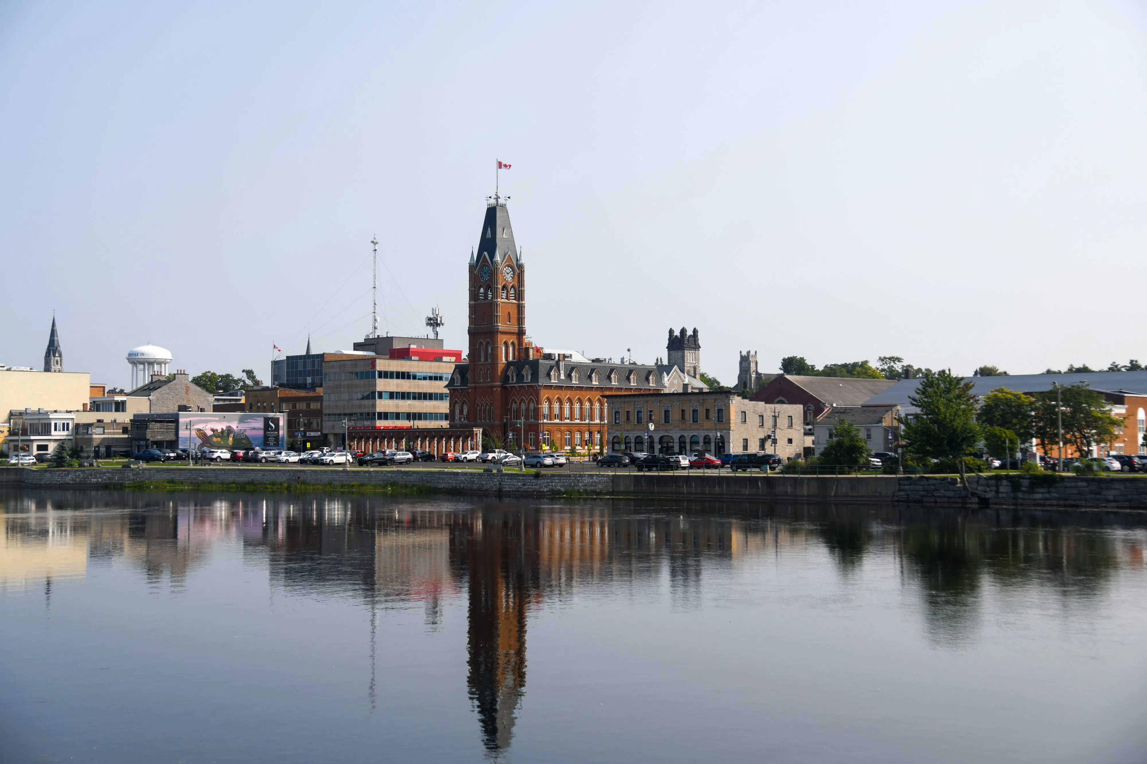 Belleville firefighters have a new deal with the City