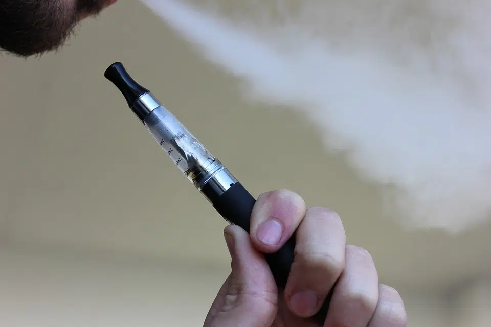 B.C's Chief Medical Health Officer applauding S.D 73's vaping ban on school property