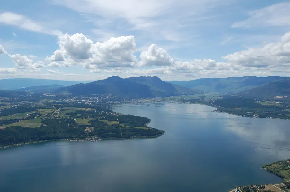 Shuswap Lake passes tests for certain types of contaminants 