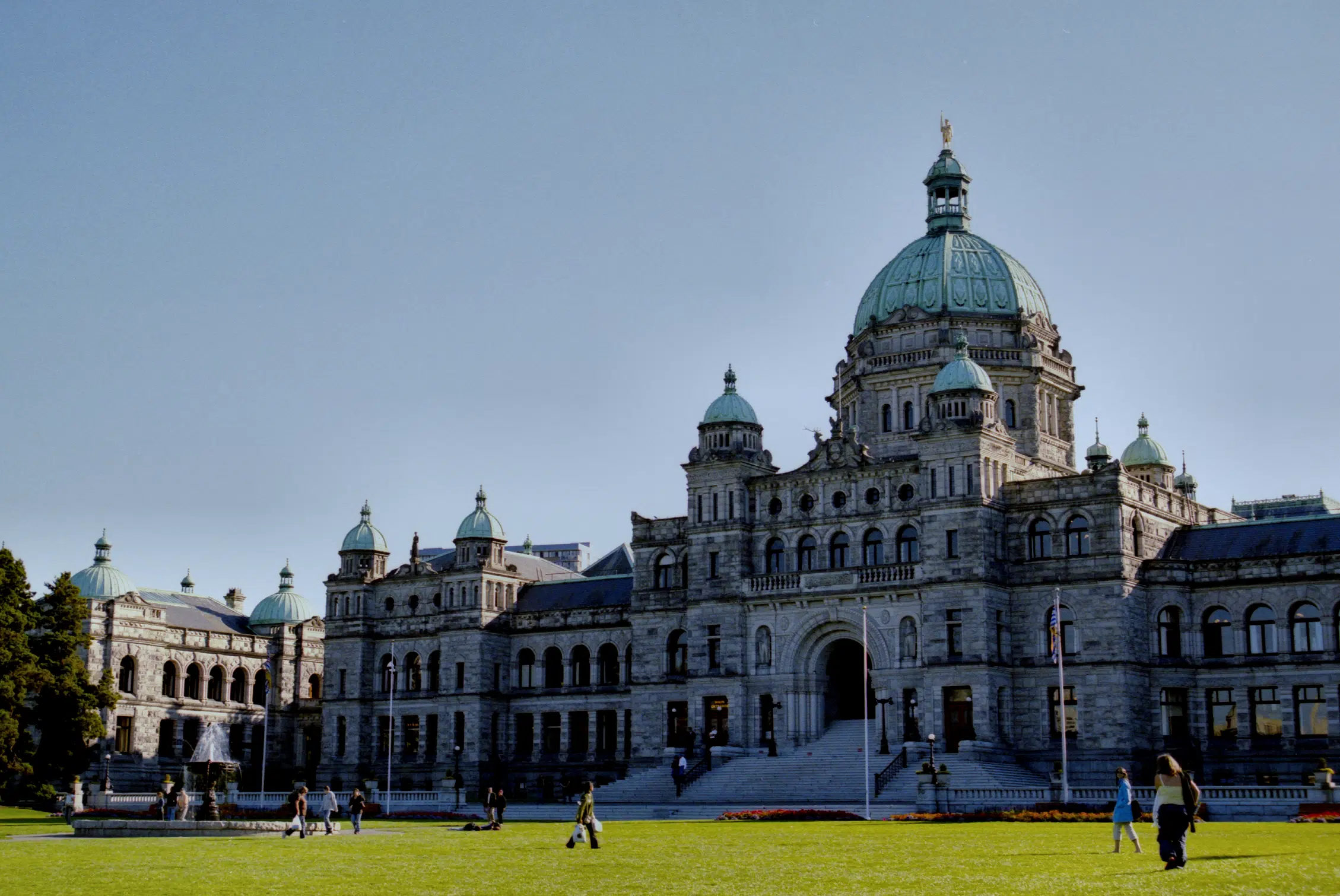 Trans Mountain pipeline expansion, and proportional representation to dominate the B.C Legislature today as MLAs return to work