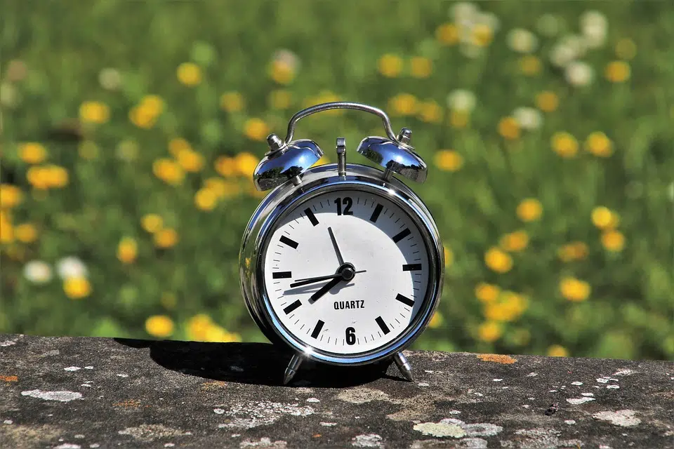 Kamloops Petitioner Unhappy that Time Change Is Continuing