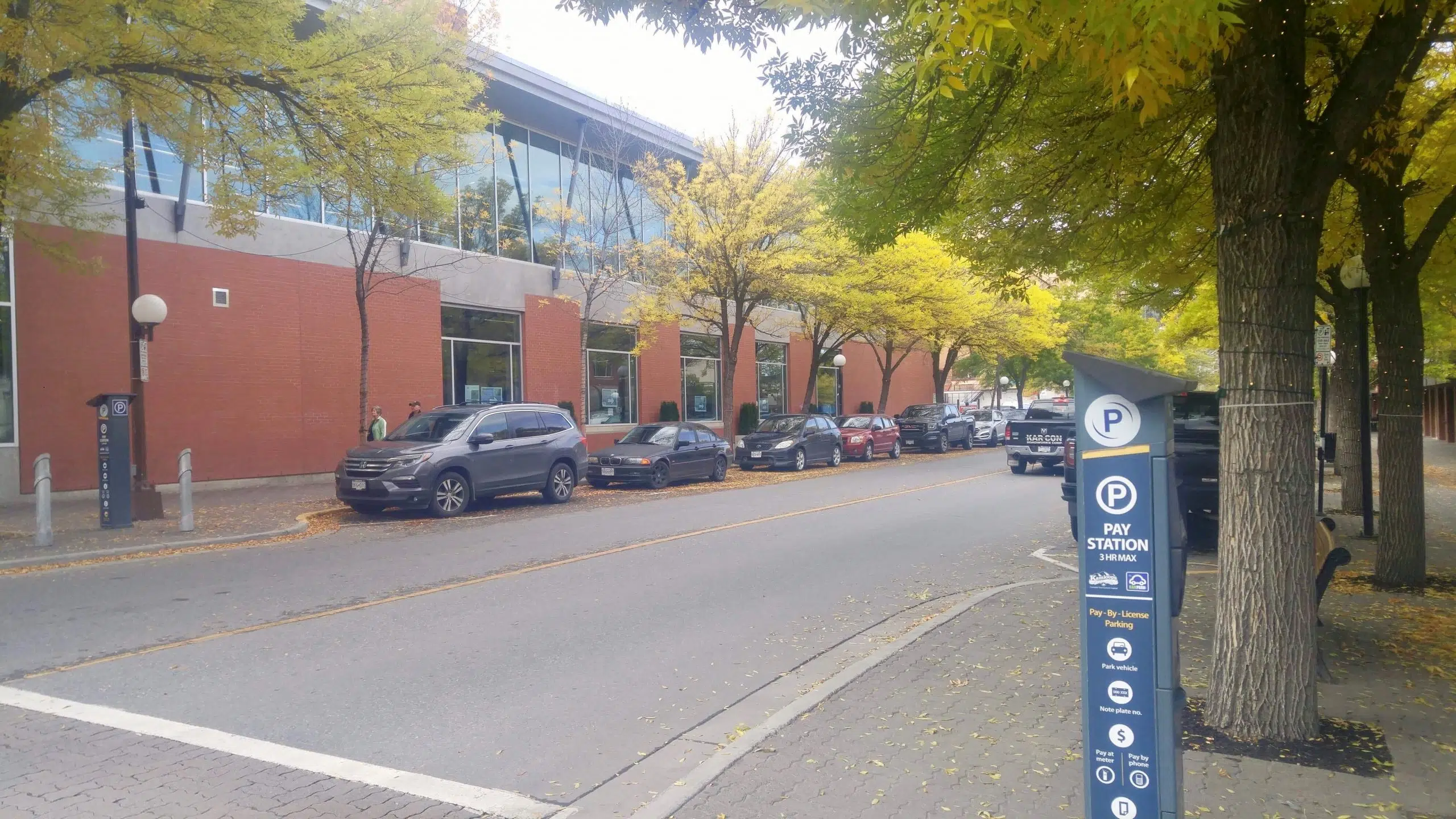 Kamloops taking action to determine if there is a downtown parking shortage