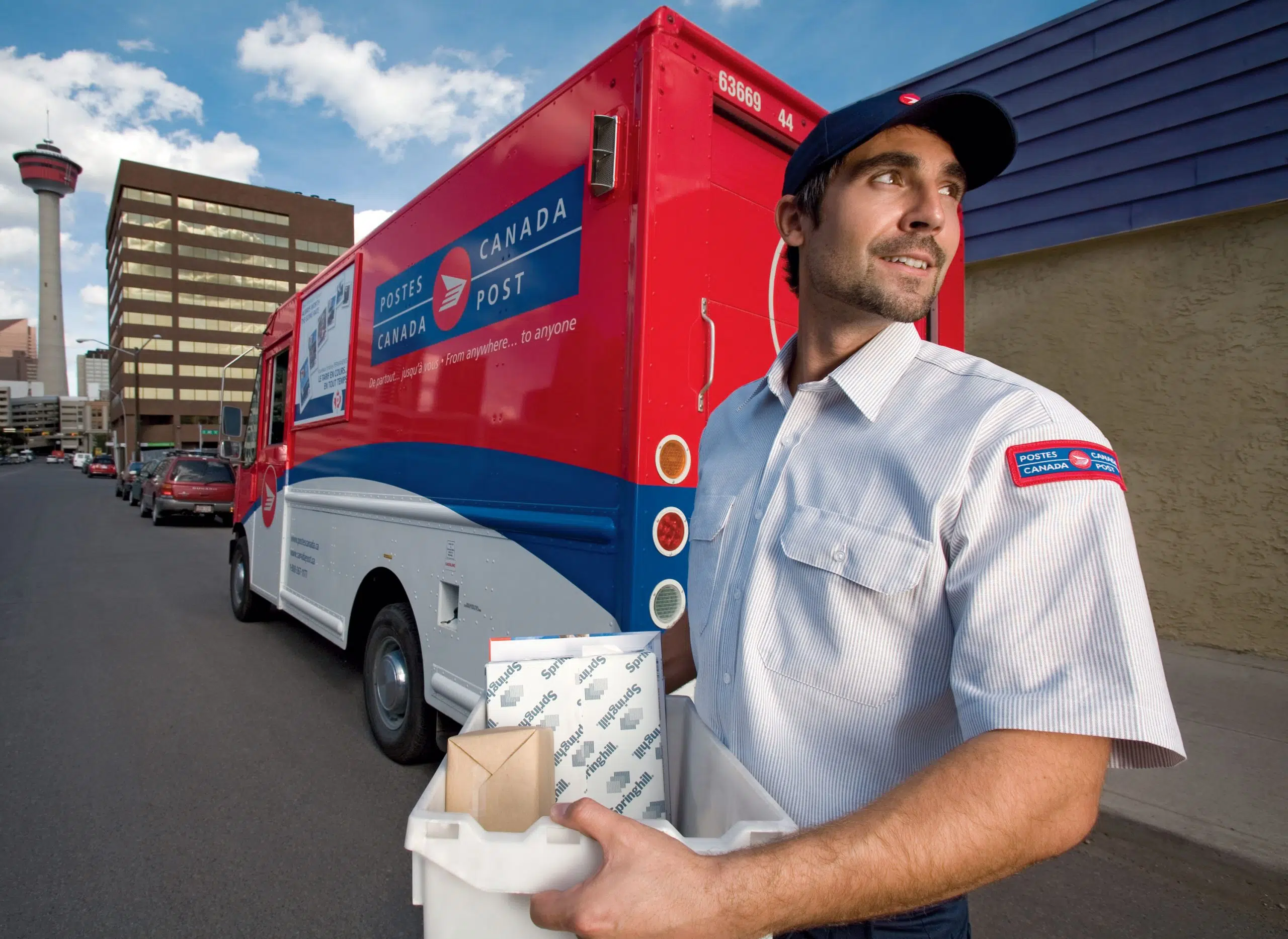 Kamloops Postal Workers Back on the Job as Back to Work Legislation Kicks In