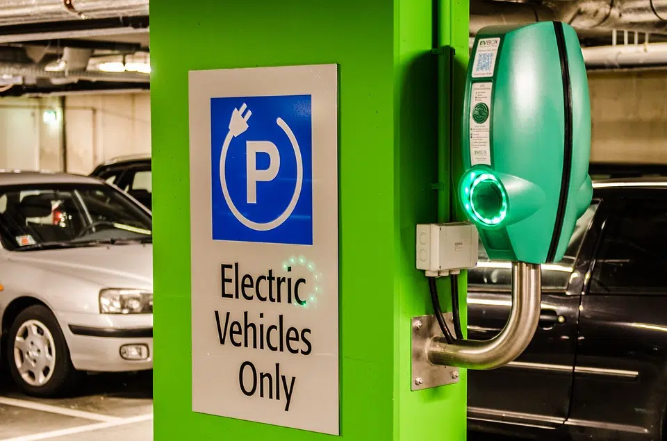 Province funding new electric vehicle charging stations in Ashcroft and Logan Lake