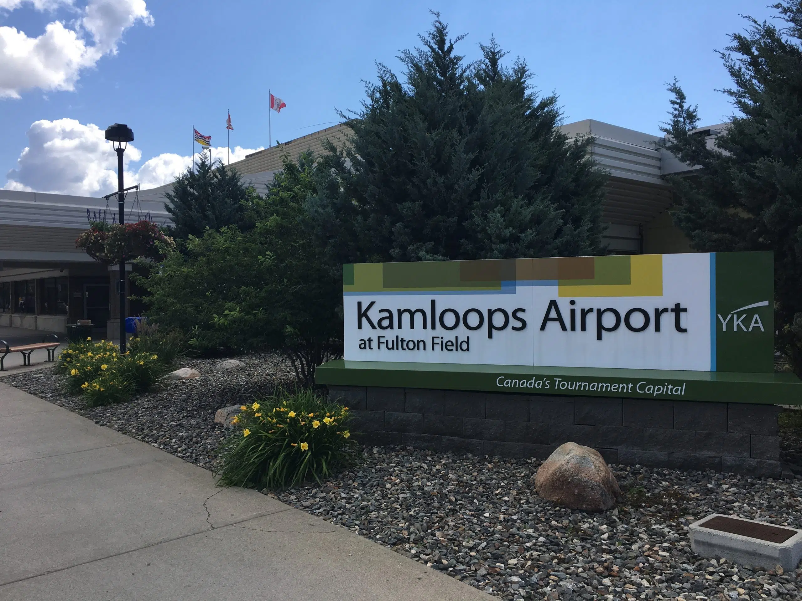 Passenger volumes at Kamloops Airport remain low in first three months of 2021