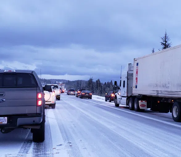 Updated: Coquihalla back open south of Kamloops, 2 taken to hospital after crash