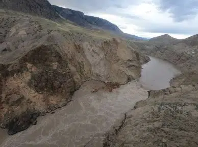 Crews have a short window to work on Big Bar rock slide