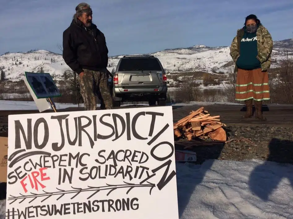 Rail blockade set up on Neskonlith Band land east of Kamloops