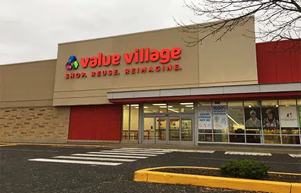 Son of 73-year-old staff member at Value Village concerned about retail stores staying open during pandemic