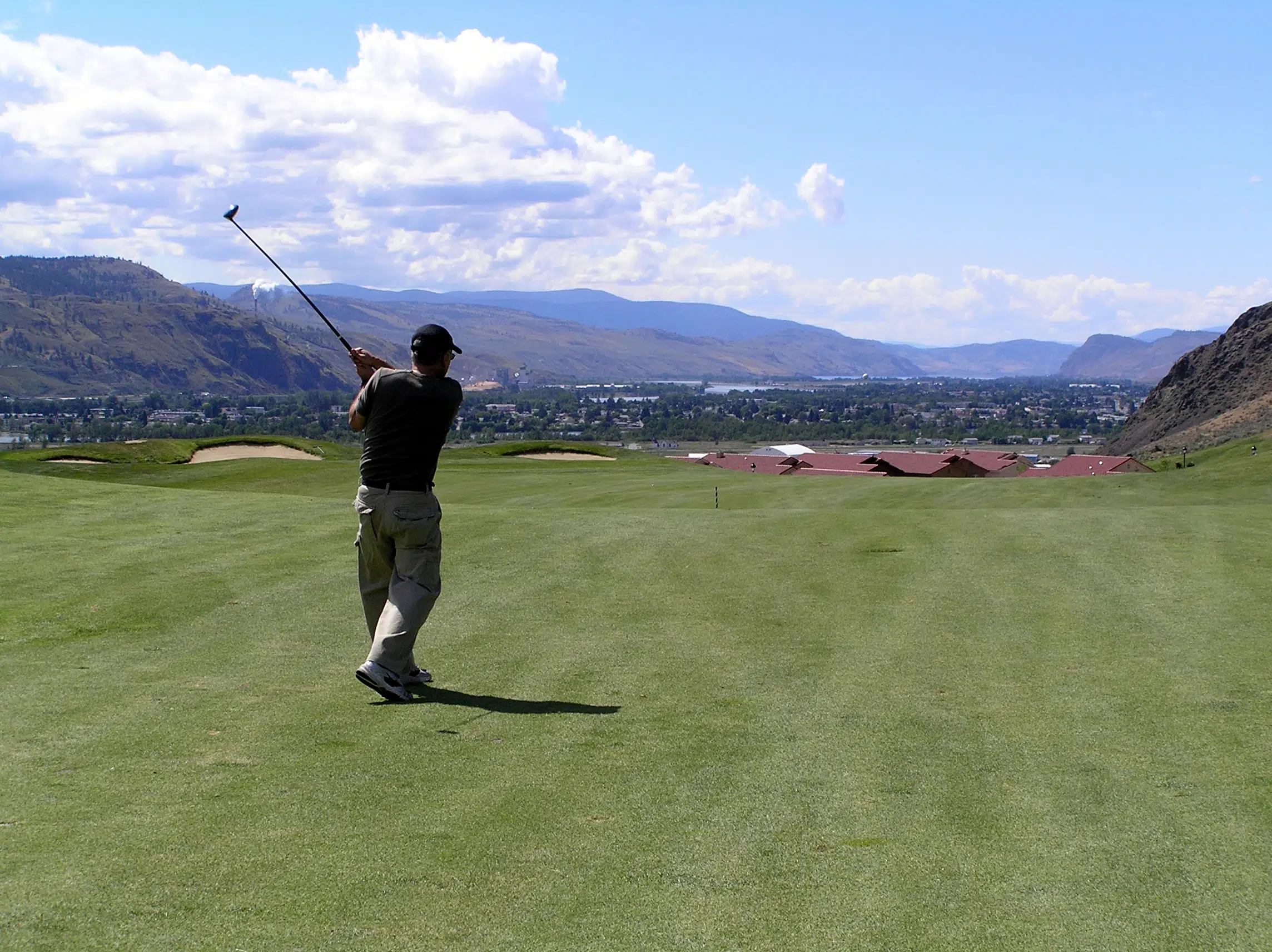 Many golf courses remain open in Kamloops despite pandemic