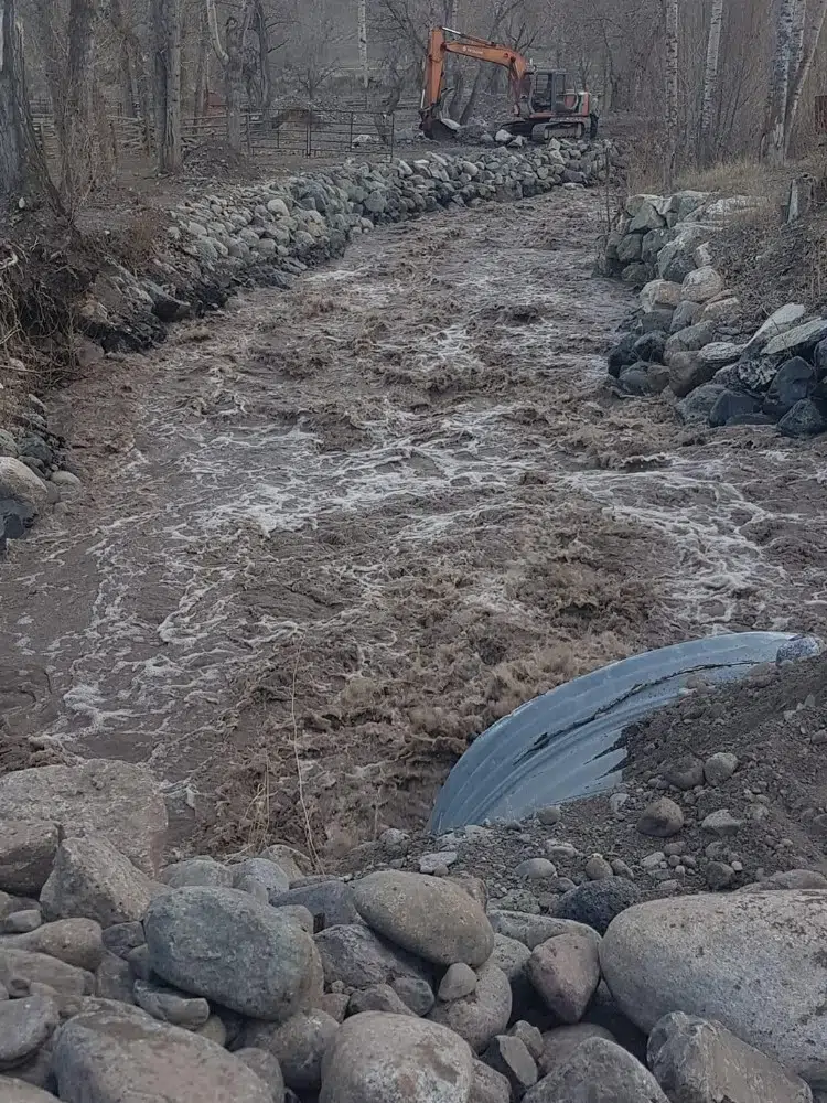 Update: Evacuation alerts issued in Cache Creek; mayor says village is prepared for flooding