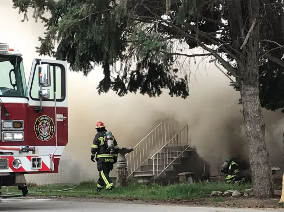 Firefighters respond to North Shore house fire on Carson Crescent