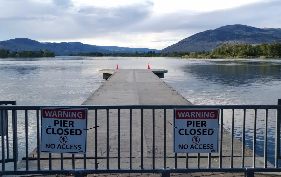 As Thompson River in Kamloops approaches highest levels of the year, province reinstates high streamflow advisory