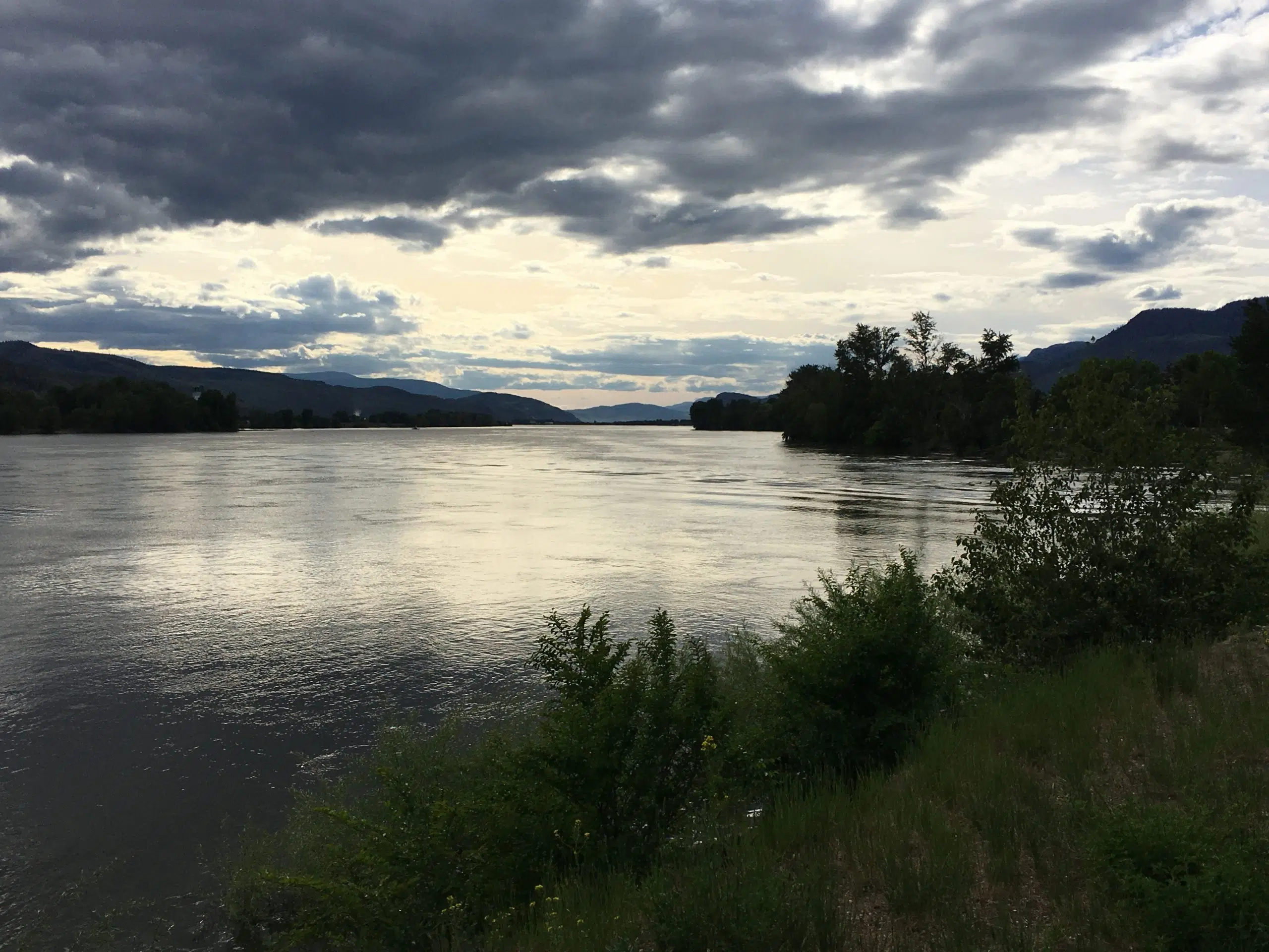 Flood watch issued for South Thompson River; high streamflow advisory maintained for North Thompson River