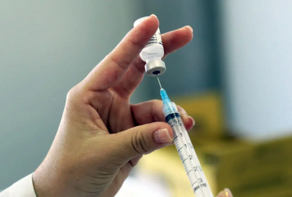 B.C. aiming to immunize 400,000 people against COVID-19 by March 2021