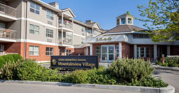 COVID-19 outbreak declared at Mountainview Village in Kelowna after staff member, resident test positive