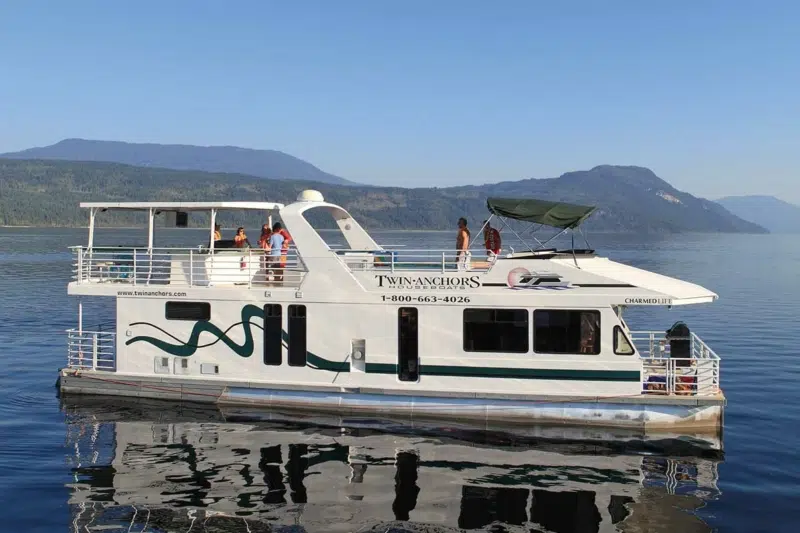 Shuswap tourism not hit as hard other parts of B.C. says houseboat operator