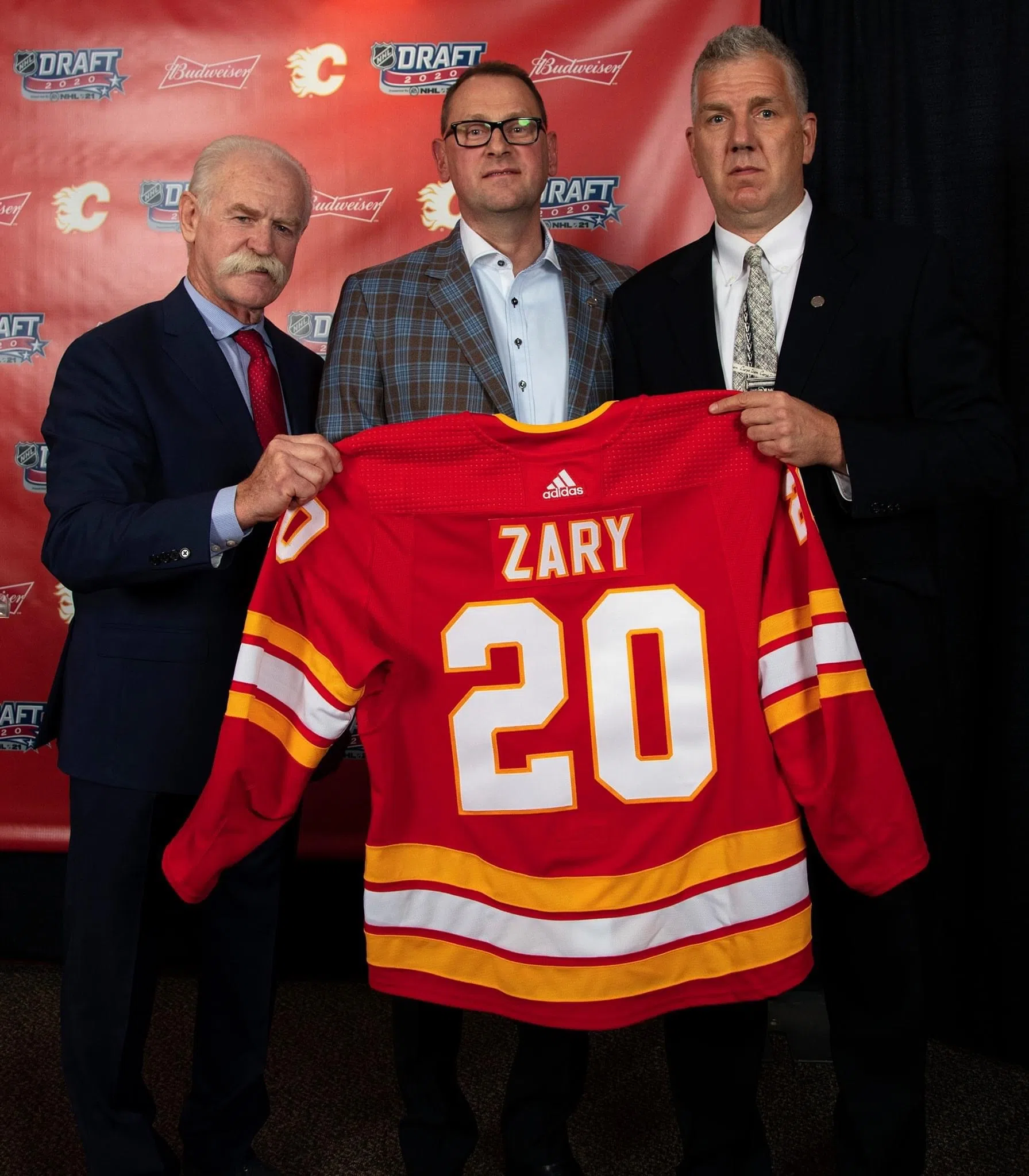 Blazers' Zary signs entry-level NHL contract with Calgary Flames