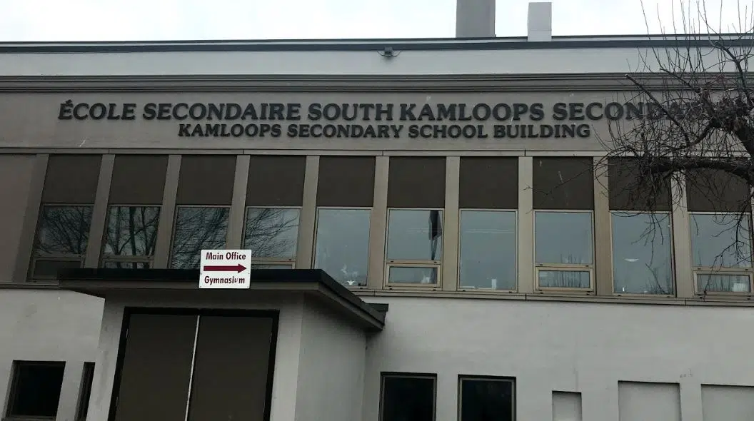 COVID-19 exposures at two Kamloops schools