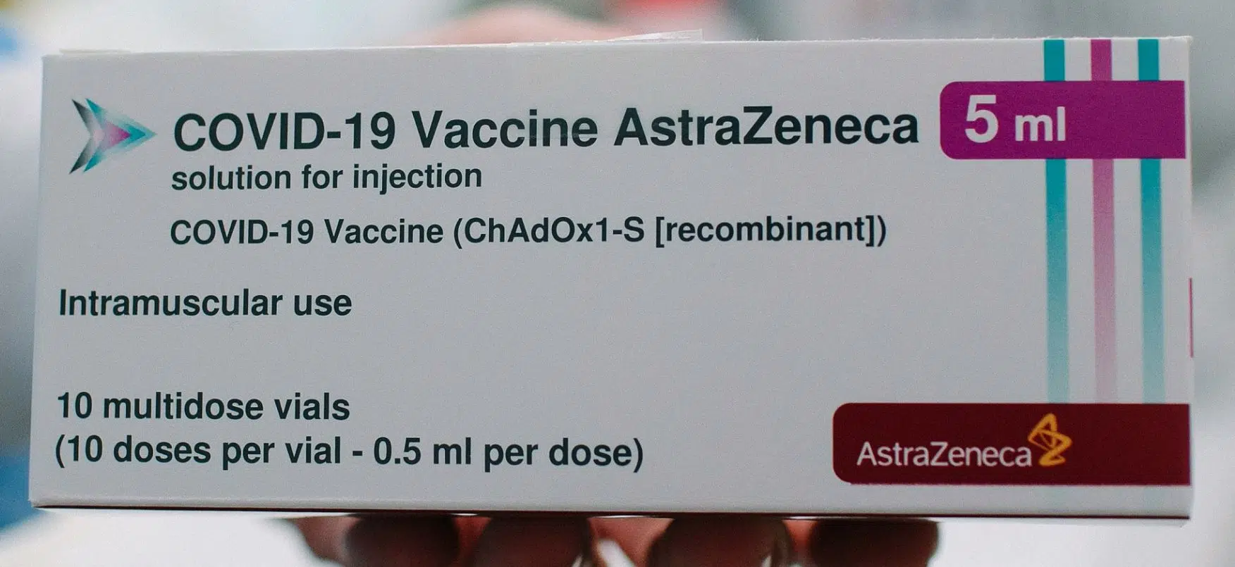 AstraZeneca vaccine now available in pharmacies for all B.C. adults aged 40 and older