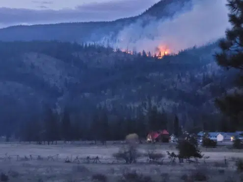 Petit Creek fire west of Merritt now a 'wildfire of note;' 54 homes on evacuation alert