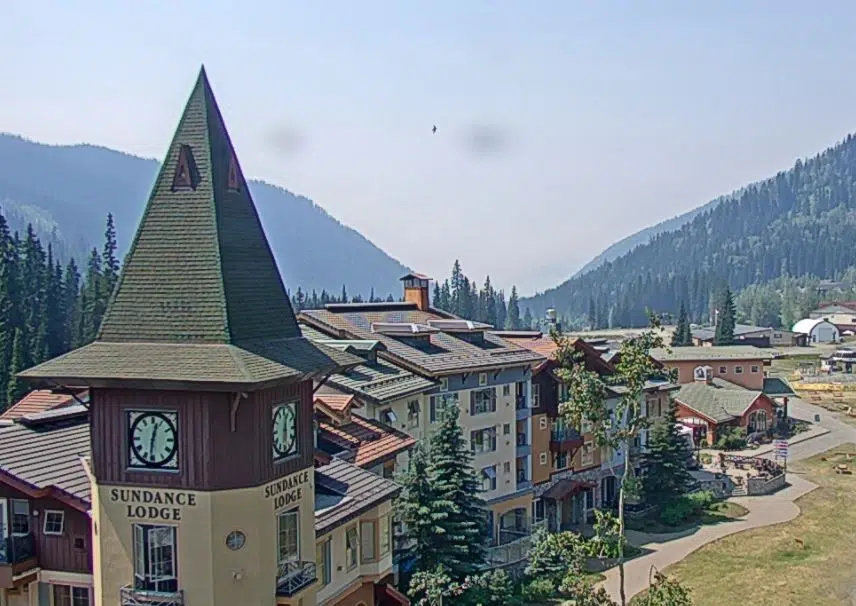 UPDATE: Embleton Mountain fire grows slightly; nearby Sun Peaks Resort to stay closed Tuesday