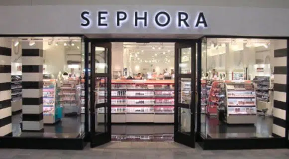 Workers at Sephora cosmetics store in Kamloops, B.C., first in