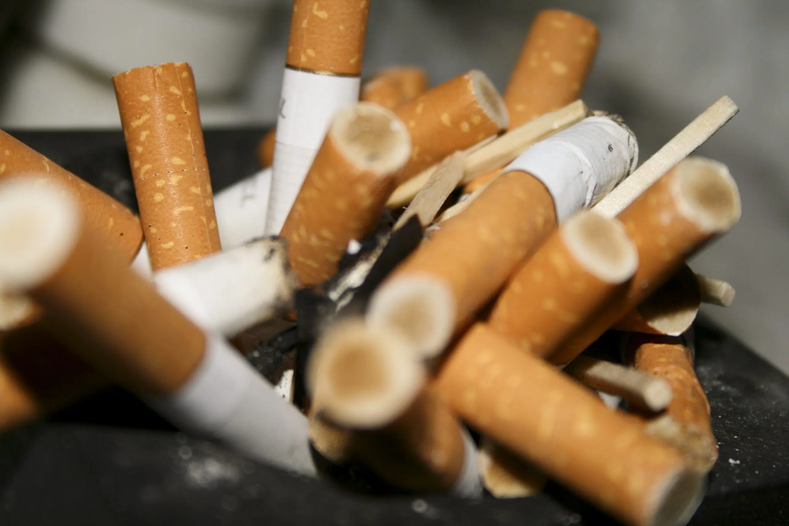 Imperial Tobacco suggests organized crime fueling illegal cigarette sales in B.C.
